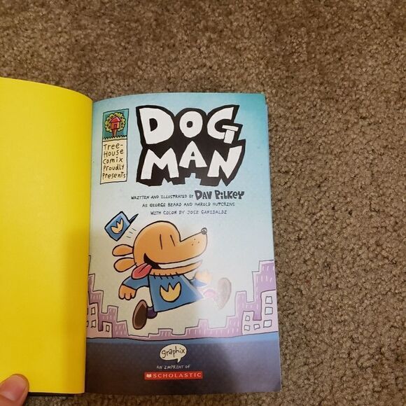 Dog Man: From the Creator of Captain Underpants (Dog Man #1) by Dav Pilkey (Engl - Picture 3 of 5